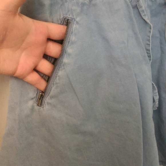 Fabletics chambray mini skirt - Picture 2 of 3